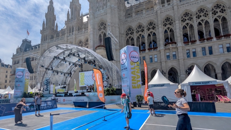 Pickleball Shines at Vienna’s Rathausplatz