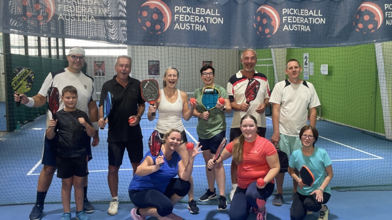 She Plays Pickleball: Kostenlose Angebote für Frauen werden weiter ausgebaut